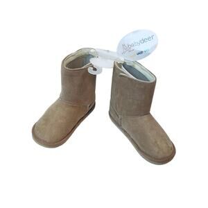 NWT Baby Deer Size Toddler 9 Tan Suede-Like Boots